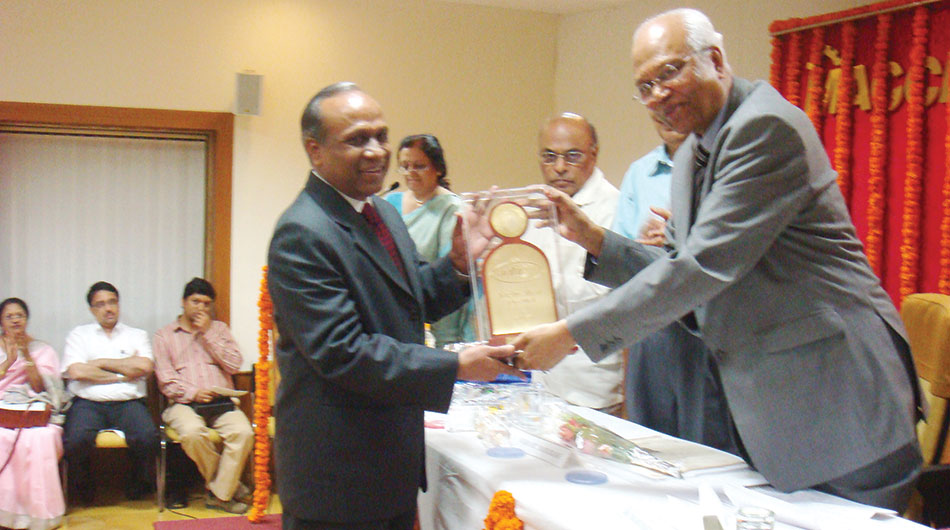 Udyog shree vishesh gaurav sanman puraskar photo