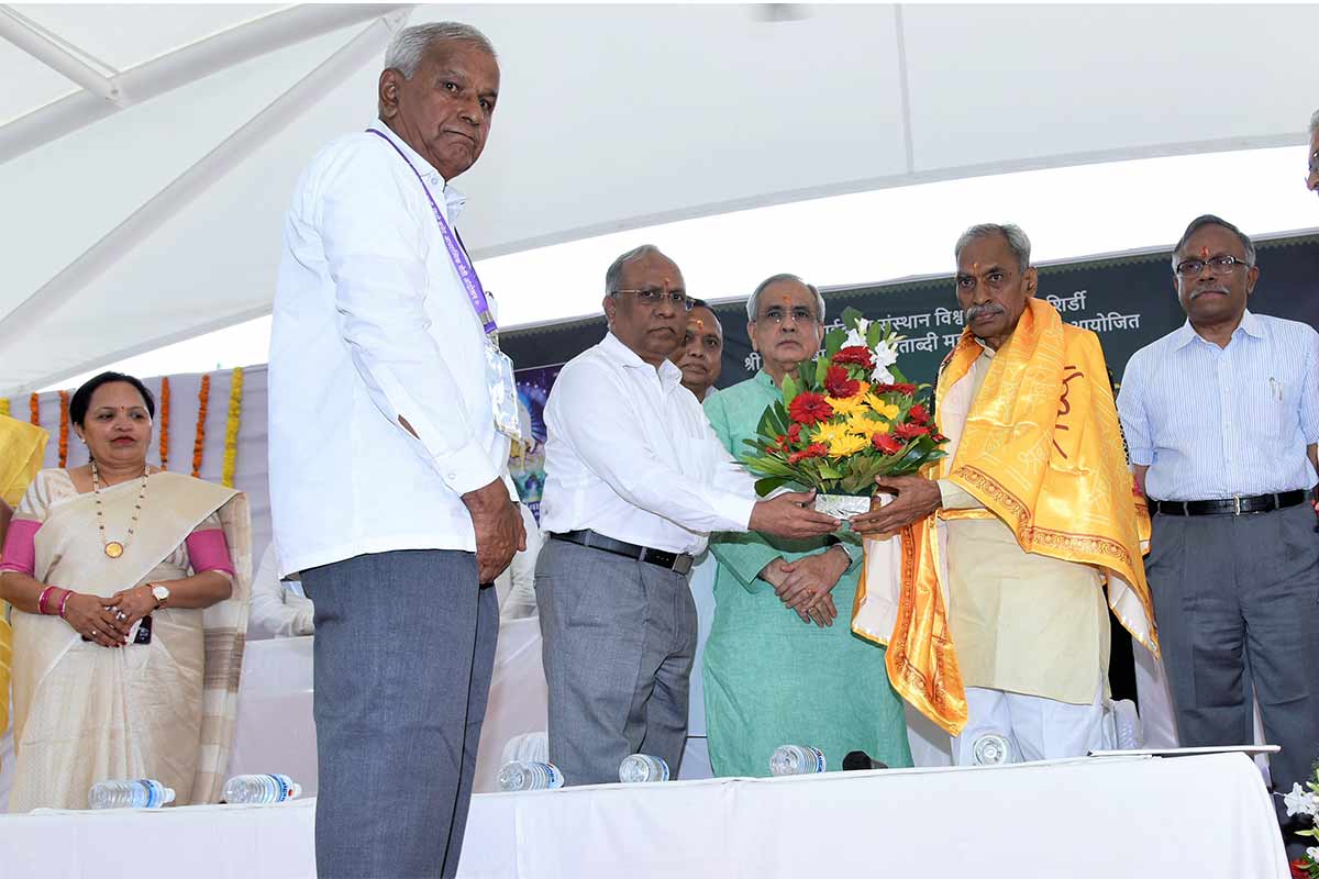 Subhash Palekar Yancha Satkar Kartana Dr. Suresh Haware